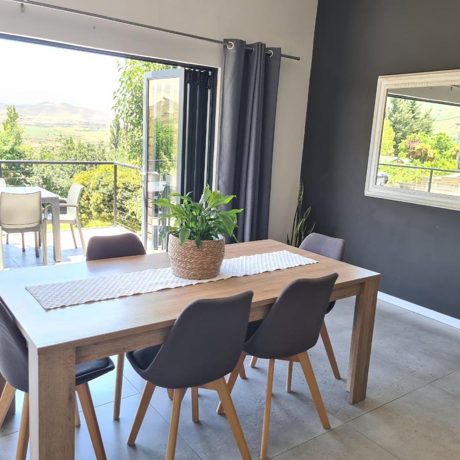 Clarens Escape Apartment ภายนอก รูปภาพ